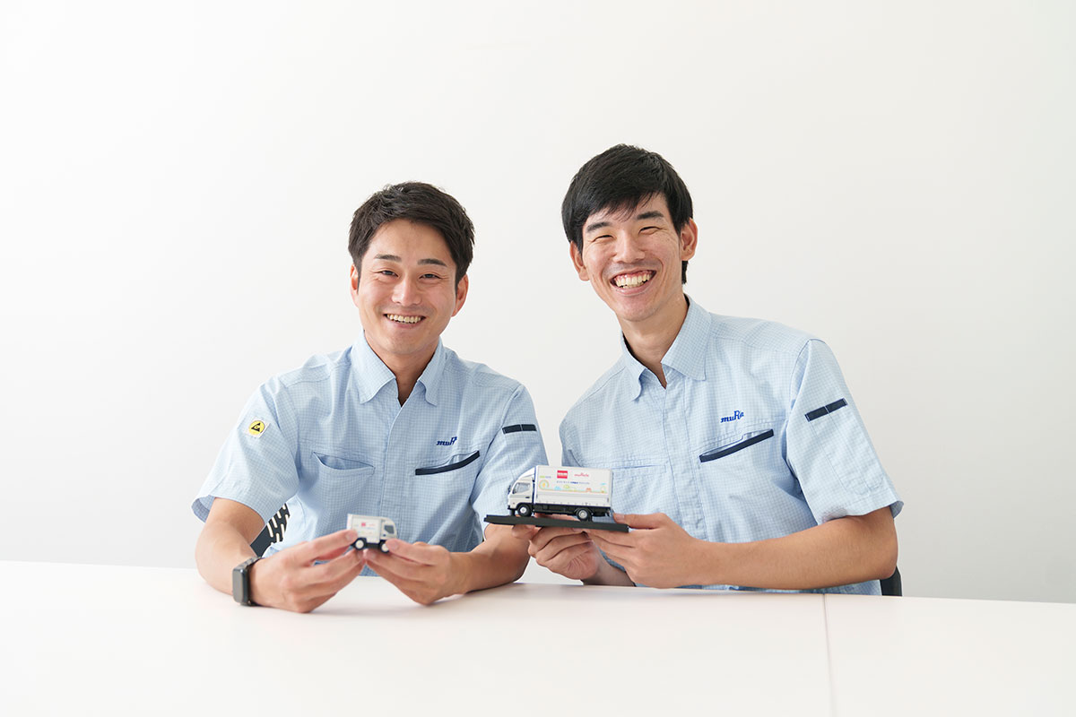 Image of Mr. Takahashi and Mr. Ota