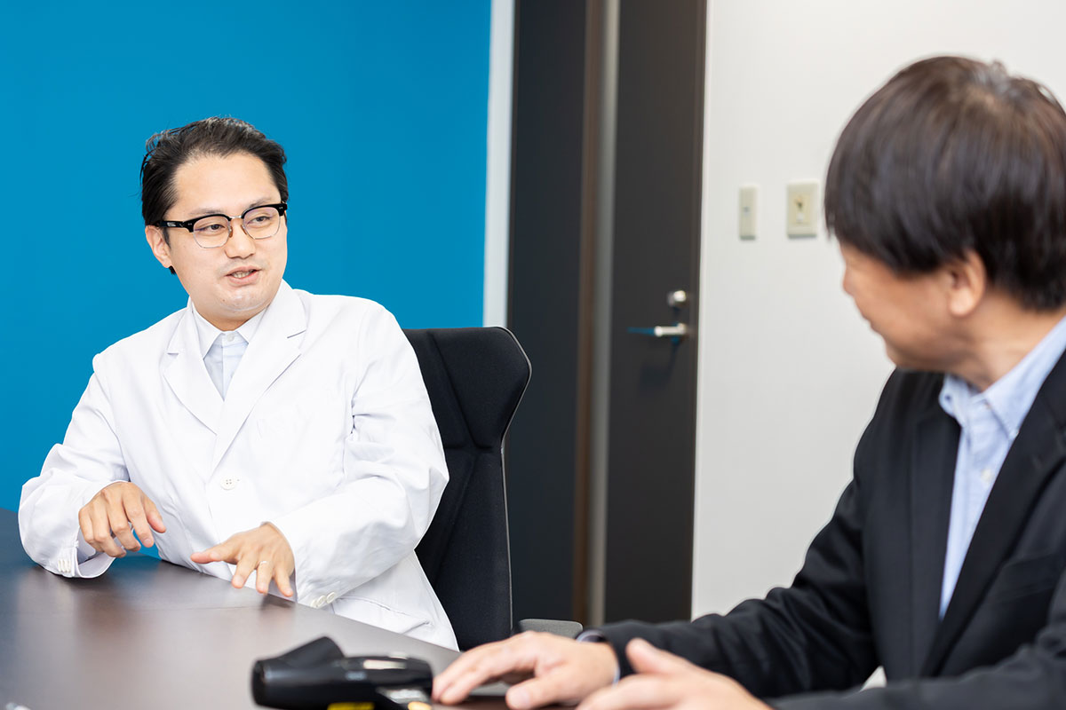 武藤氏と家邉の画像