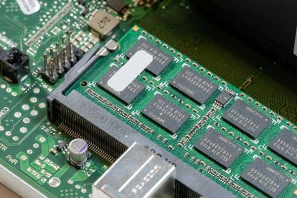 Image of Electronic devices require heat dissipation at the same time as downsizing